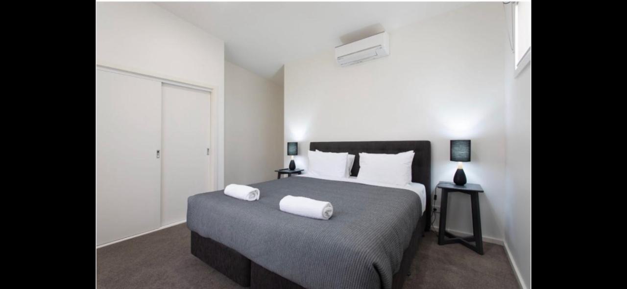 Captains Cove Ground Floor Luxury Apartments باينسفيل المظهر الخارجي الصورة